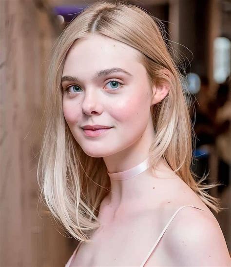 Elle Fanning : r/Celebhub